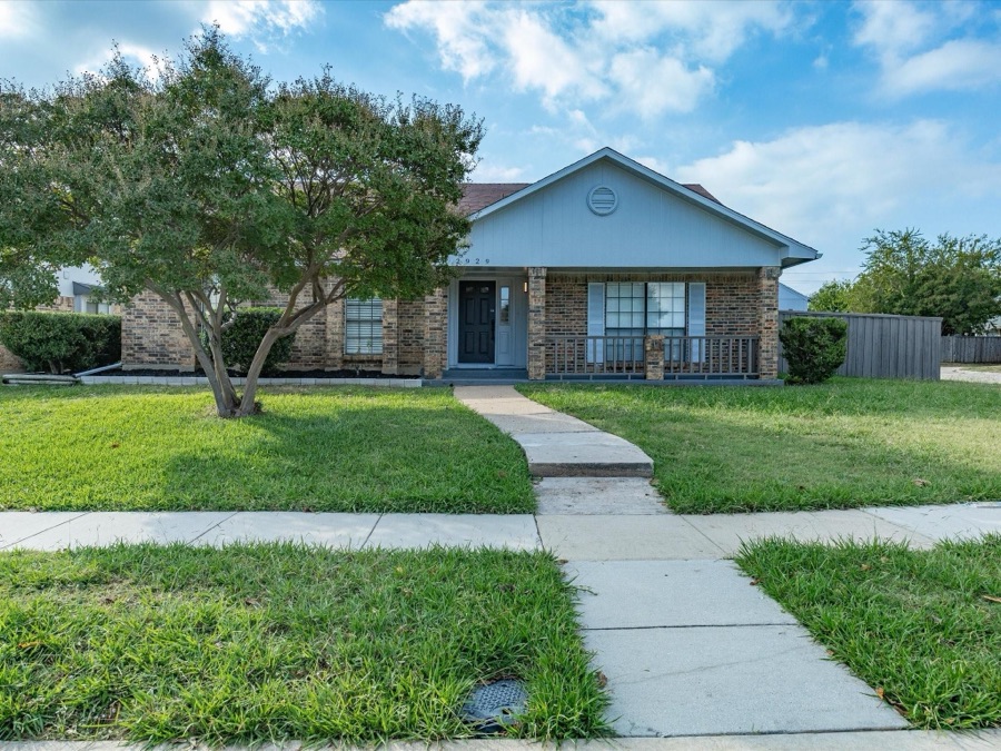 2929 Hamlett Lane, Flower Mound, TX